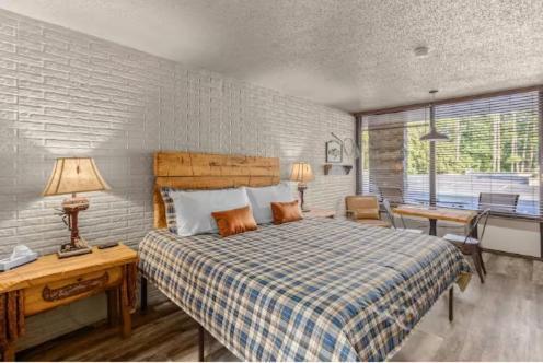 Stonegate Lodge King Bed Wifi Roku Tv Salt Water Pool Room #203 Eureka Springs Exteriör bild